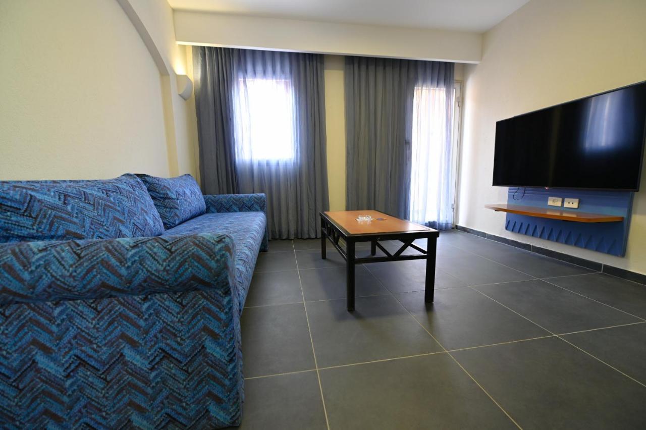 Club In Eilat - Coral Beach Villa Resort الغرفة الصورة