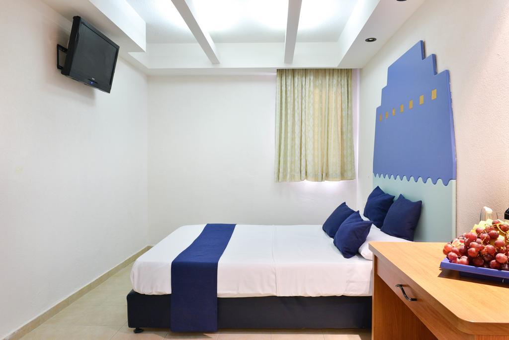 Club In Eilat - Coral Beach Villa Resort المظهر الخارجي الصورة
