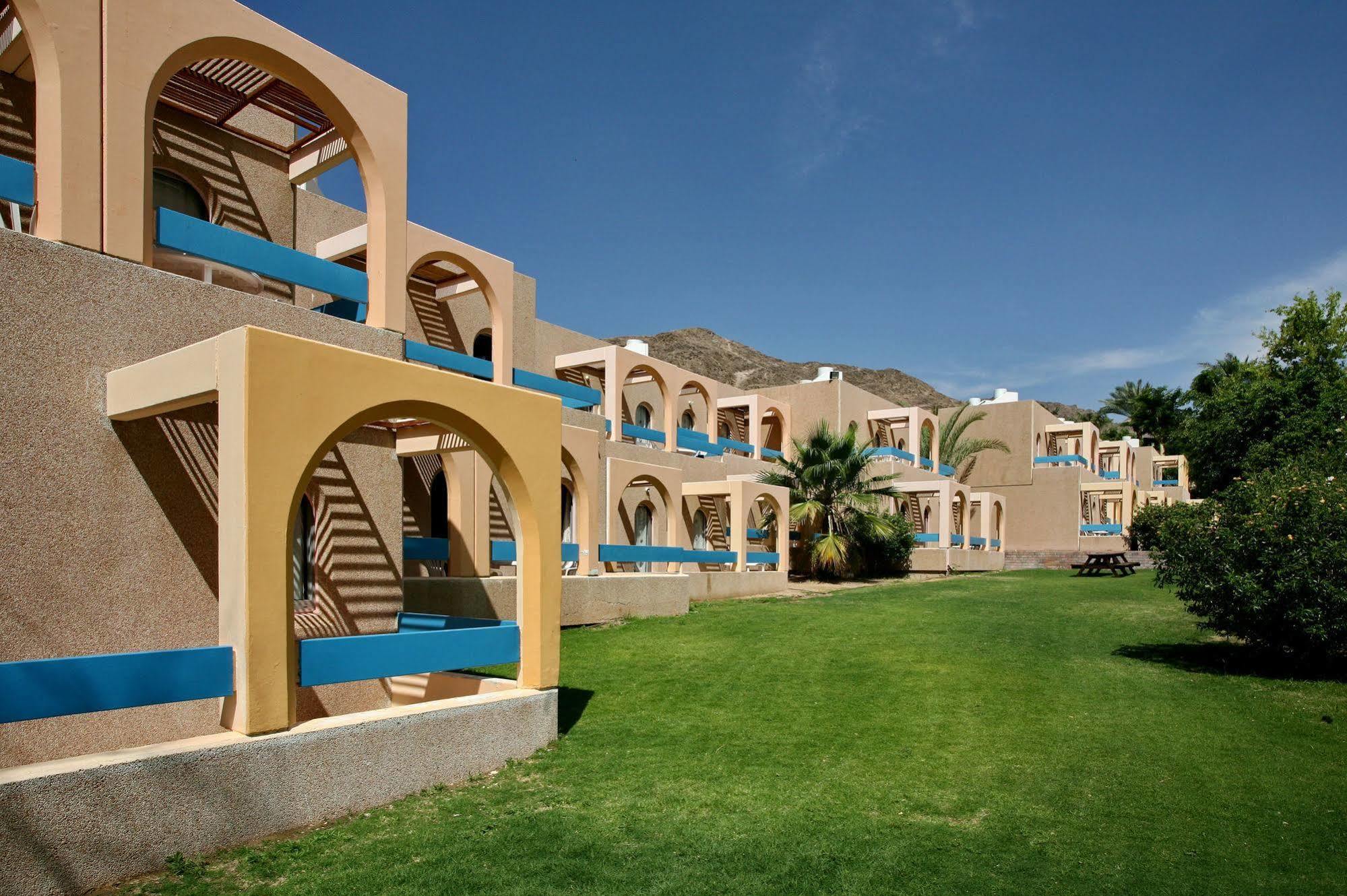 Club In Eilat - Coral Beach Villa Resort المظهر الخارجي الصورة